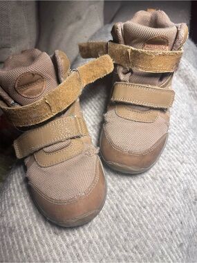 Kids Kuling Brown Velcro High-Top Sneakers